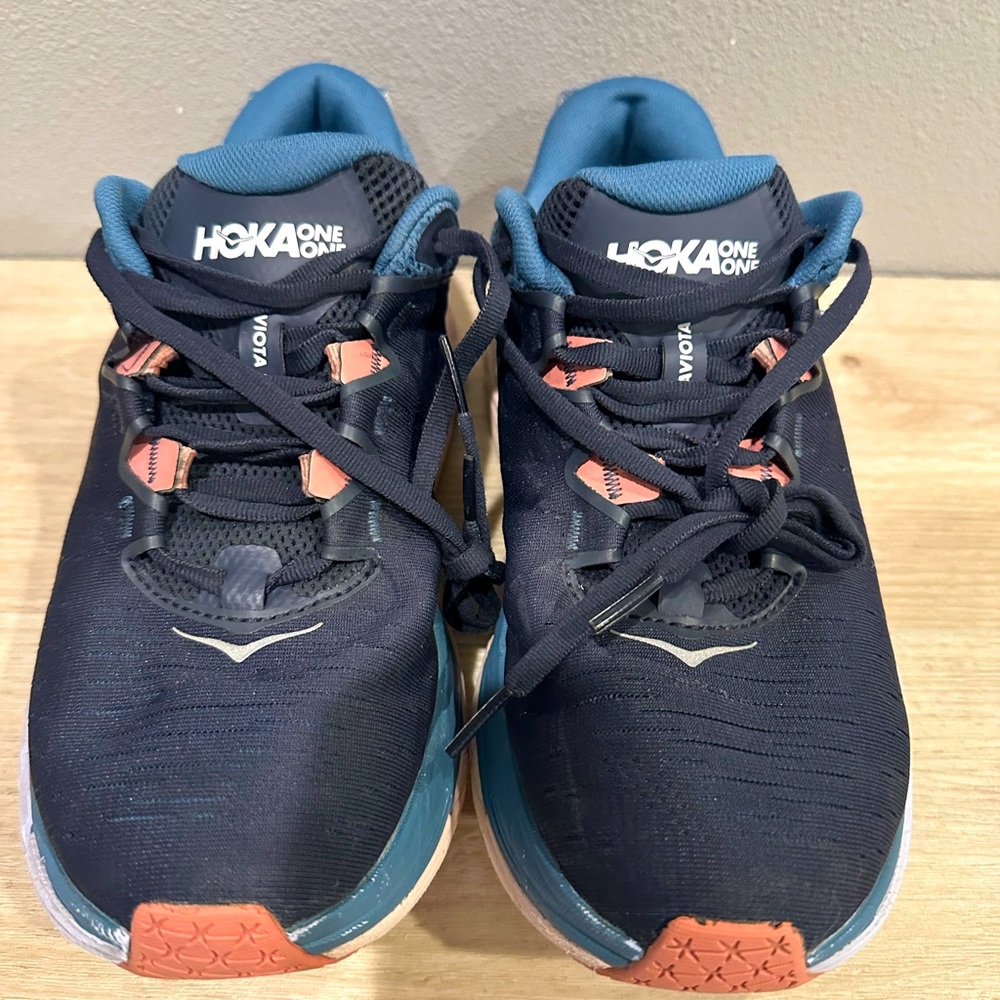 Women’s Gaviota 3 Hoka One One running athletic shoes size 9.